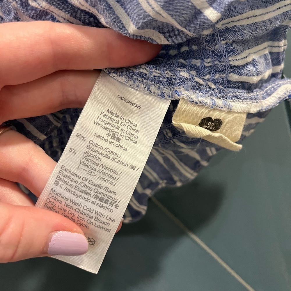 Madewell Flutter-Sleeve Smocked Top in Stripe Size Medium - Picture 5 of 7